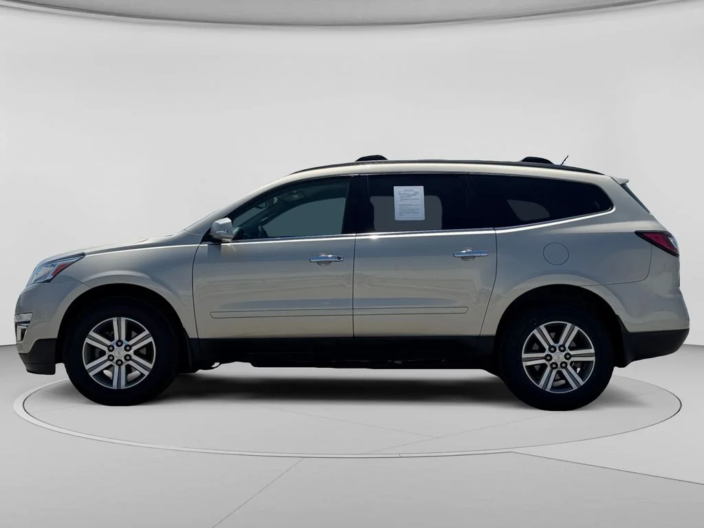 Used 2015 Gold Chevrolet 2LT image 8