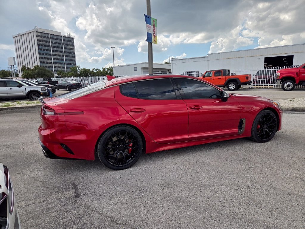 2022 Kia Stinger GT2 - Photo 15