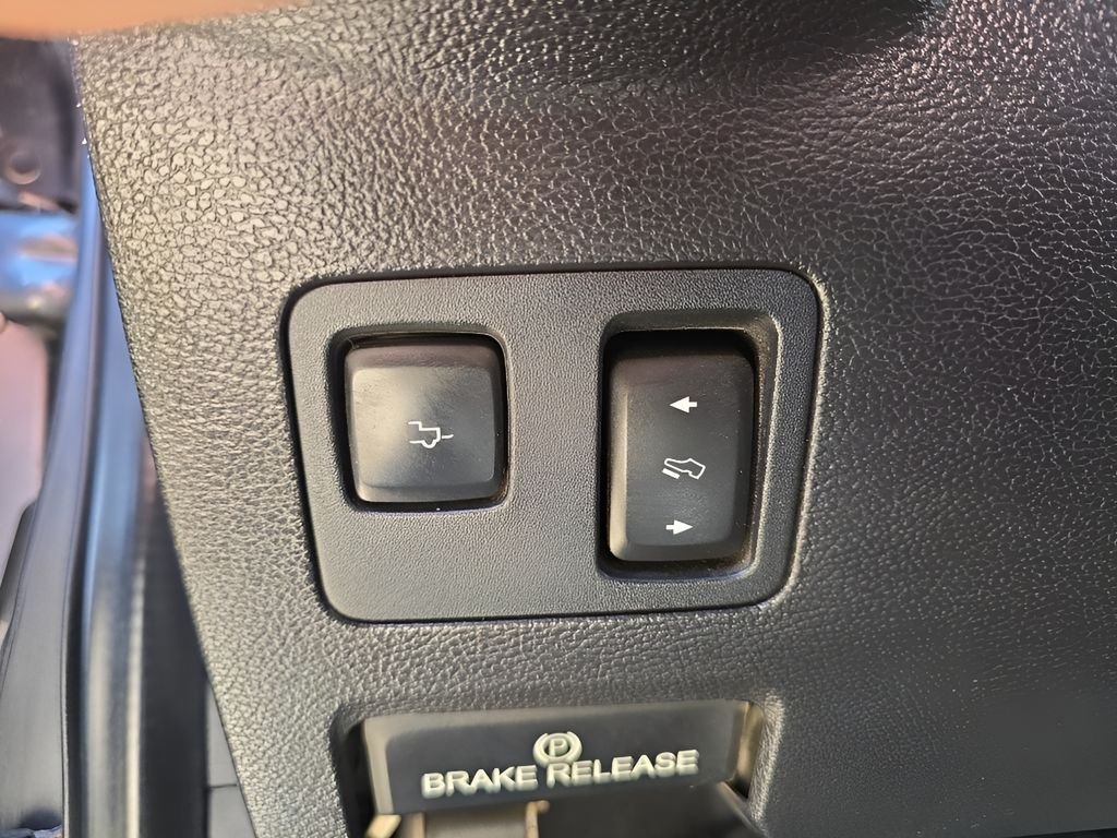 Used 2021 Carbonized Gray Metallic Ford LARIAT image 35