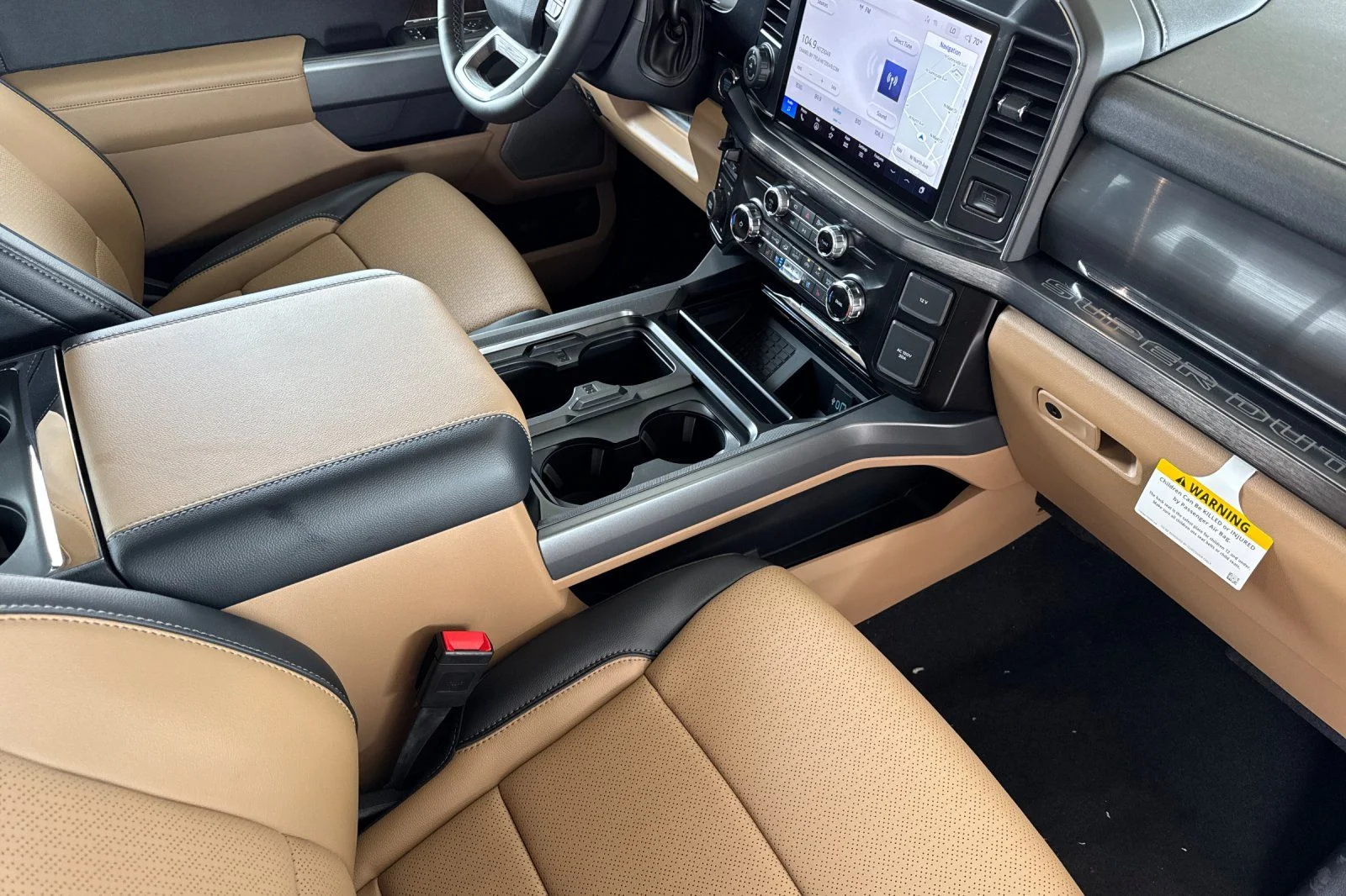 New 2026 Star White Metallic Tri-Coat Ford F-250® Lariat® image 18