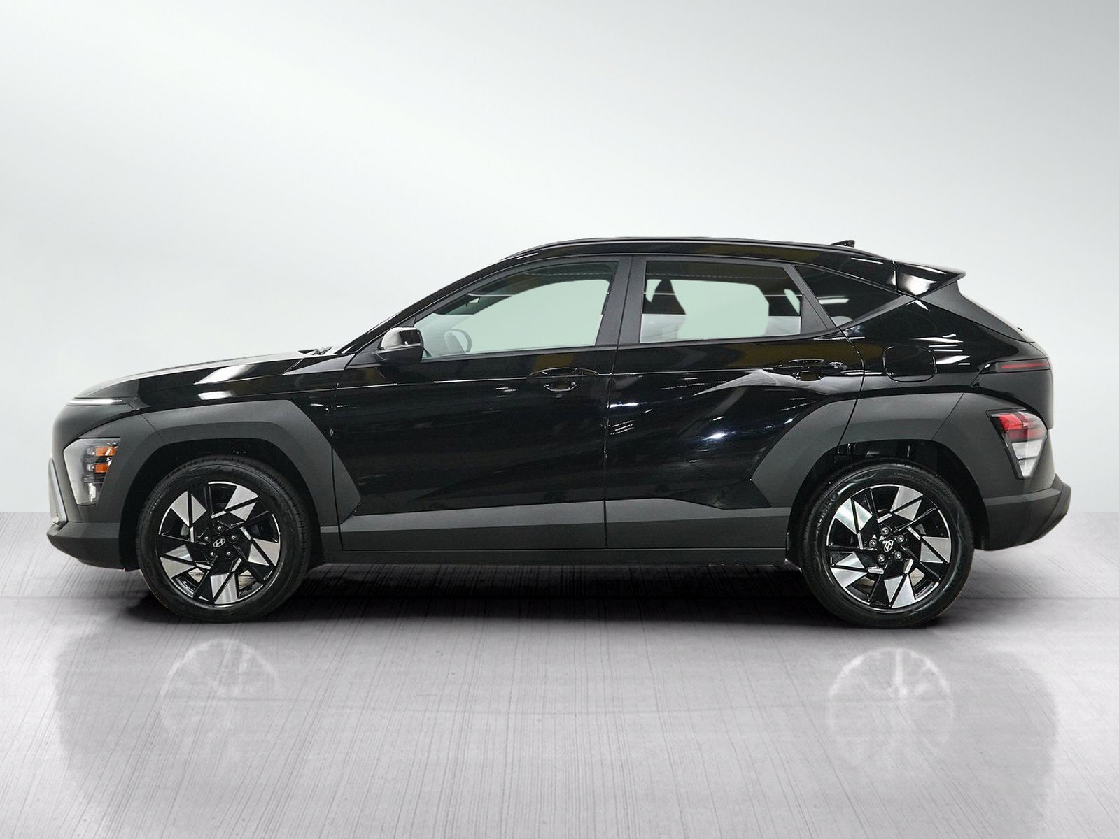 Used 2024 Hyundai Kona SEL with VIN KM8HB3ABXRU043826 for sale in Minneapolis, Minnesota