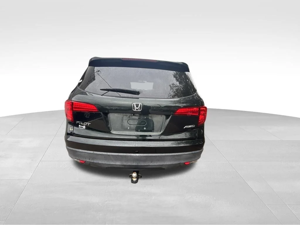 Used 2018 Black Honda EX image 5