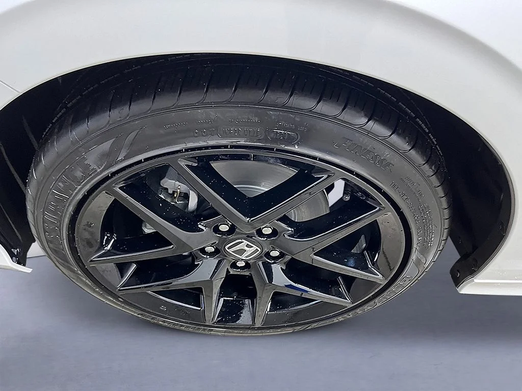 New 2026 Platinum White Pearl Honda  image 11