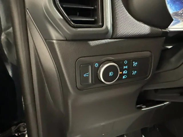 Used 2022 Black Ford Outer Banks image 18
