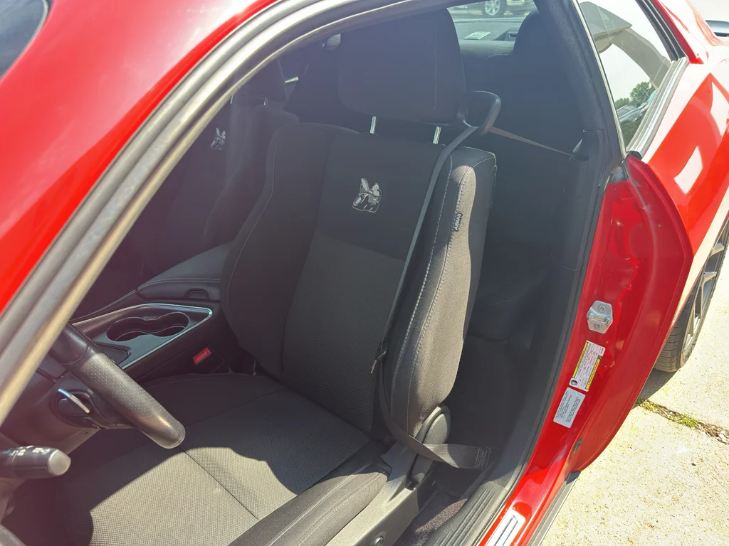 Used 2016 Torred Clearcoat Dodge R/T Scat Pack image 14