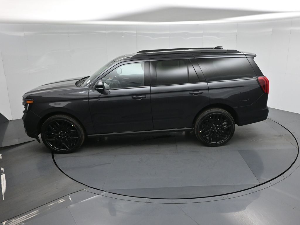 New 2026 Dark Matter Gray Metallic Ford Platinum image 46