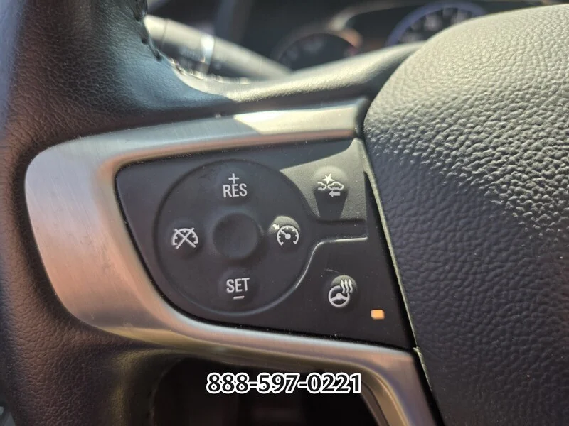 Used 2020 Quicksilver Metallic GMC Denali image 30