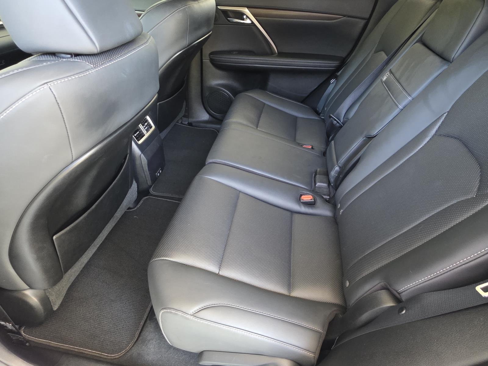 2022 Lexus RX 350 - Photo 9