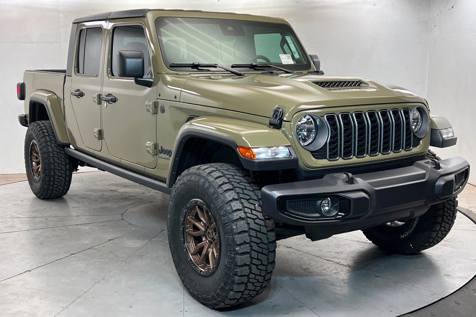 New 2025 41 Exterior Paint Jeep Sport S image 8