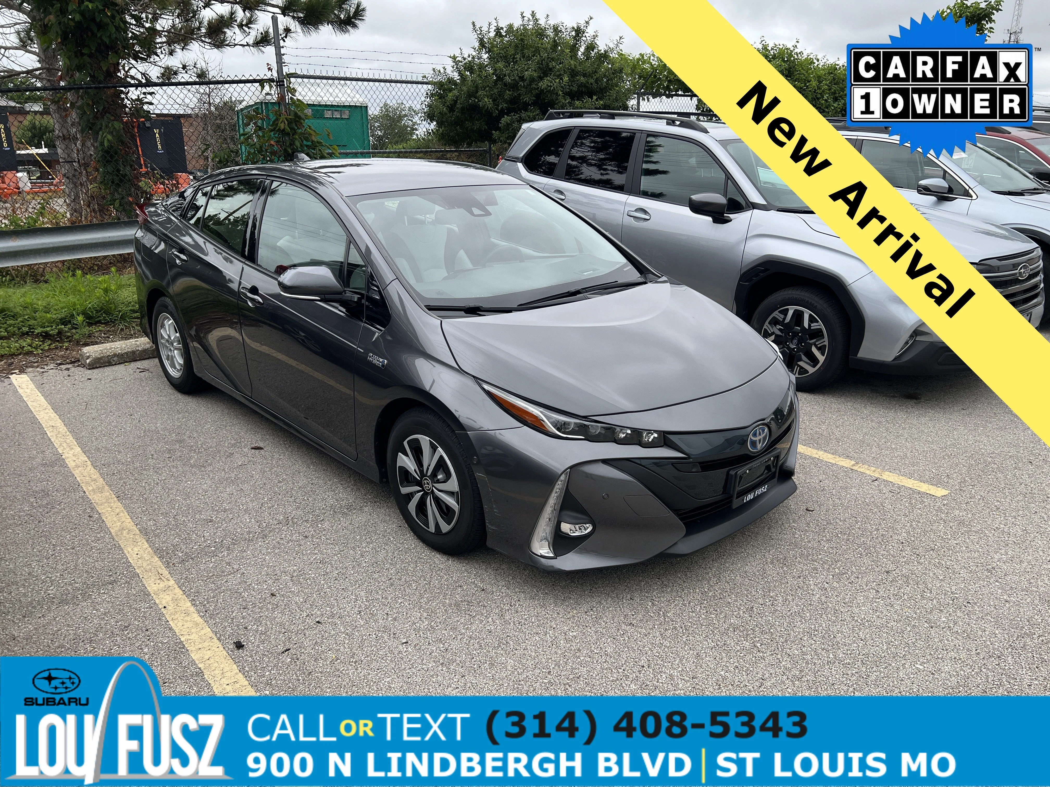 Used 2017 Magnetic Gray Metallic Toyota Advanced image 1