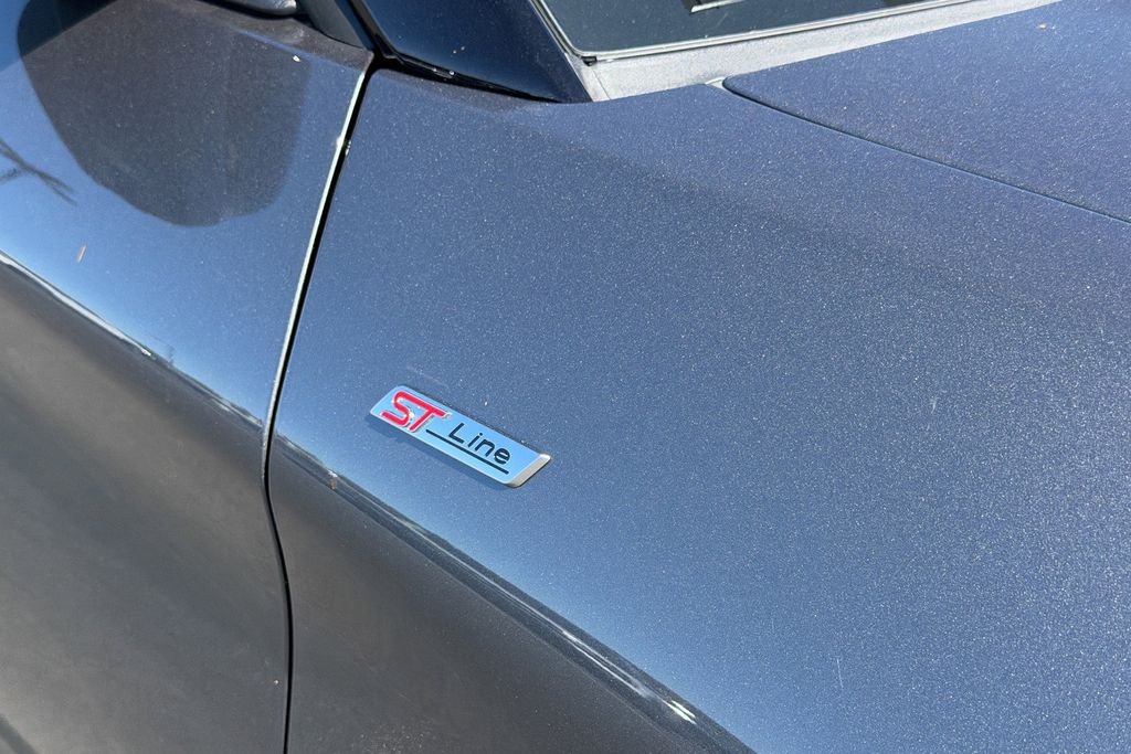 New 2026 Carbonized Gray Metallic Ford ST-Line image 5