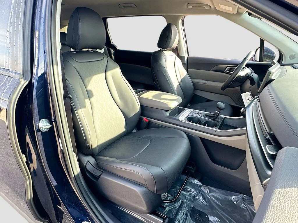 New 2026 Deep Chroma Blue Kia LXS image 29