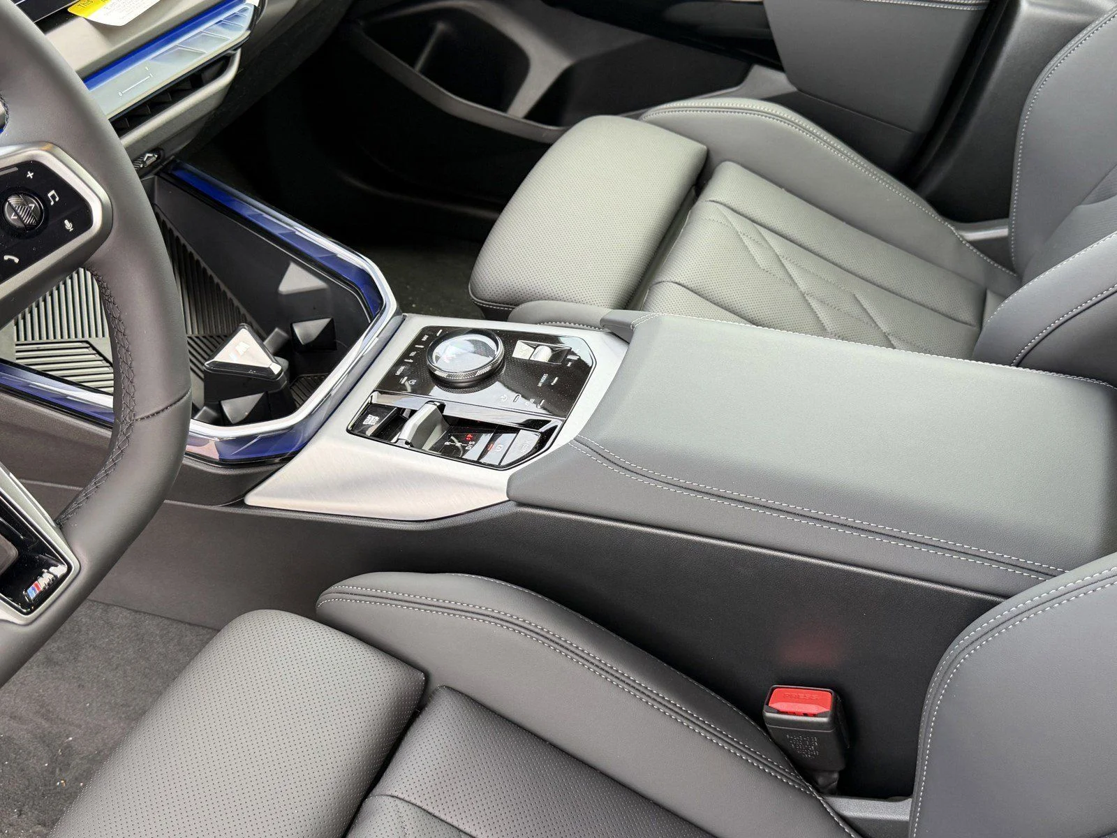 2026 BMW X3 30 - Photo 22