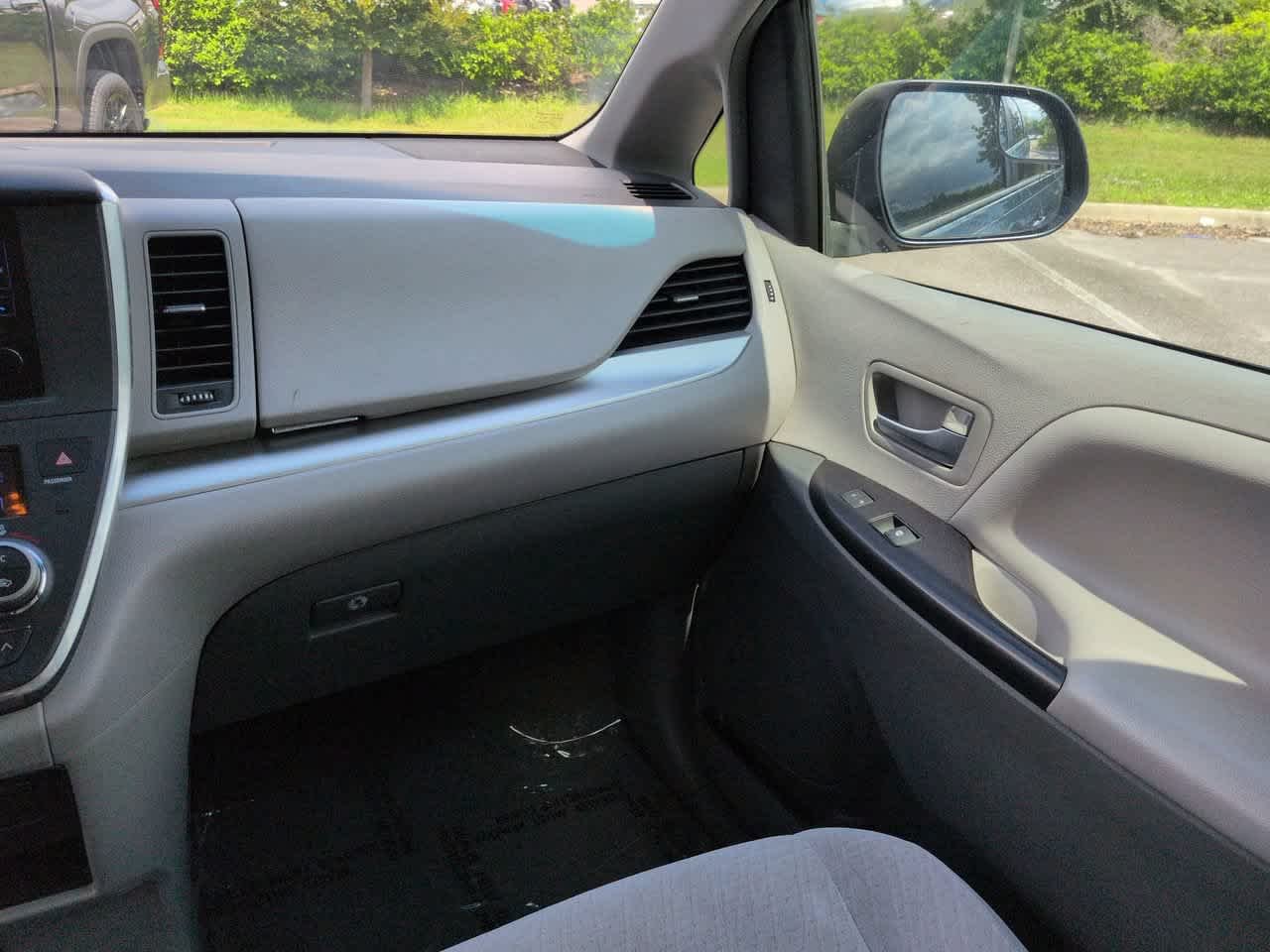 Used 2016 Shoreline Blue Pearl Toyota LE image 17