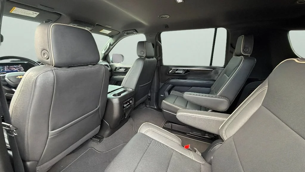 Used 2025 Dark Ash Metallic Chevrolet Premier image 28