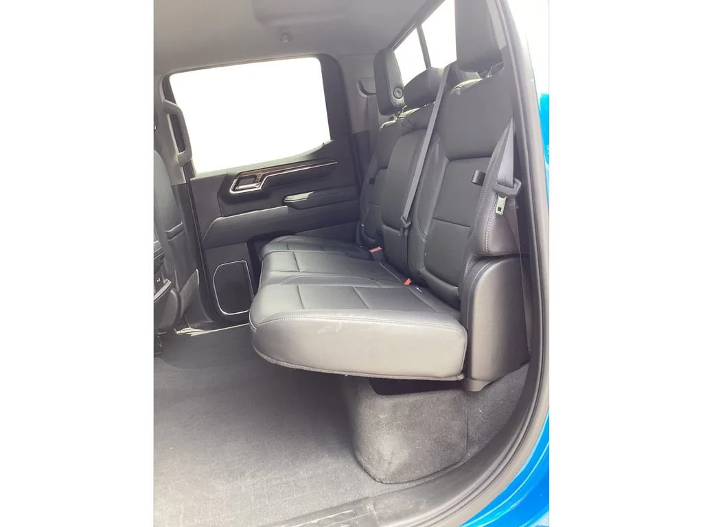 Used 2022 Glacier Blue Metallic Chevrolet LT Trail Boss image 11