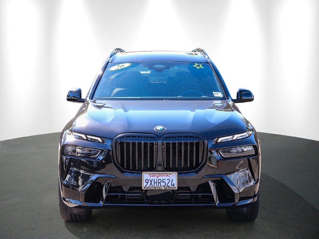 2026 BMW X7 photo 2