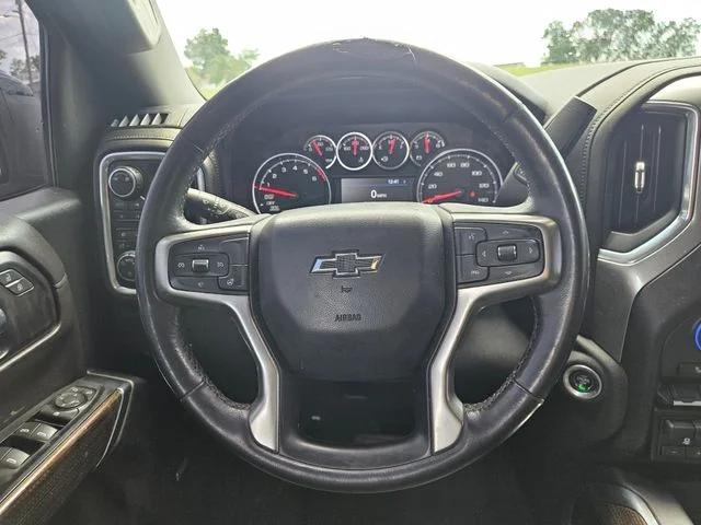 Used 2019 Black Chevrolet RST image 14