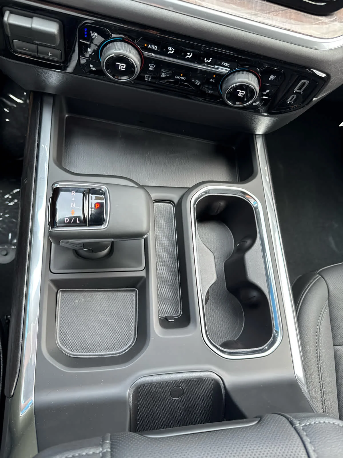 2026 Chevrolet Silverado 1500 LTZ - Photo 25