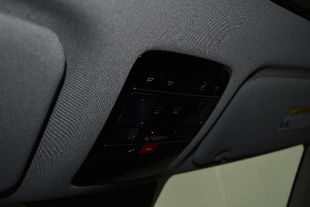 New 2027 Silver Hyundai Limited AWD image 28