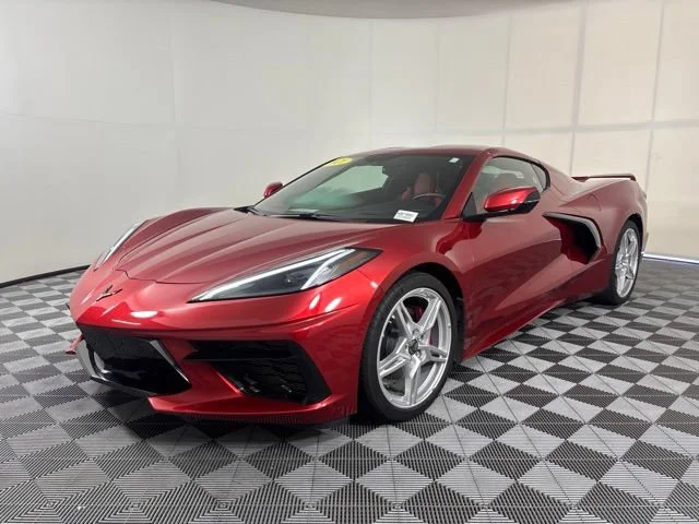 Used 2021 RED MIST METALLIC TINTCOAT Chevrolet 2LT image 35