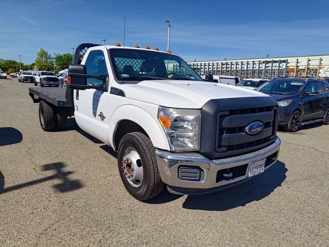 2016 Ford F-350 Super Duty Chassis Cab XL