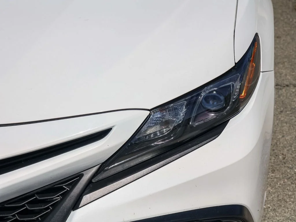 Used 2024 White Toyota SE image 9