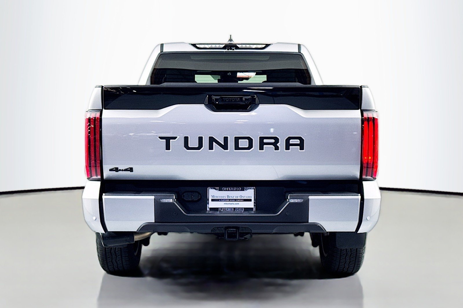 Used 2025 CELESTIAL SILVER Toyota Platinum image 3