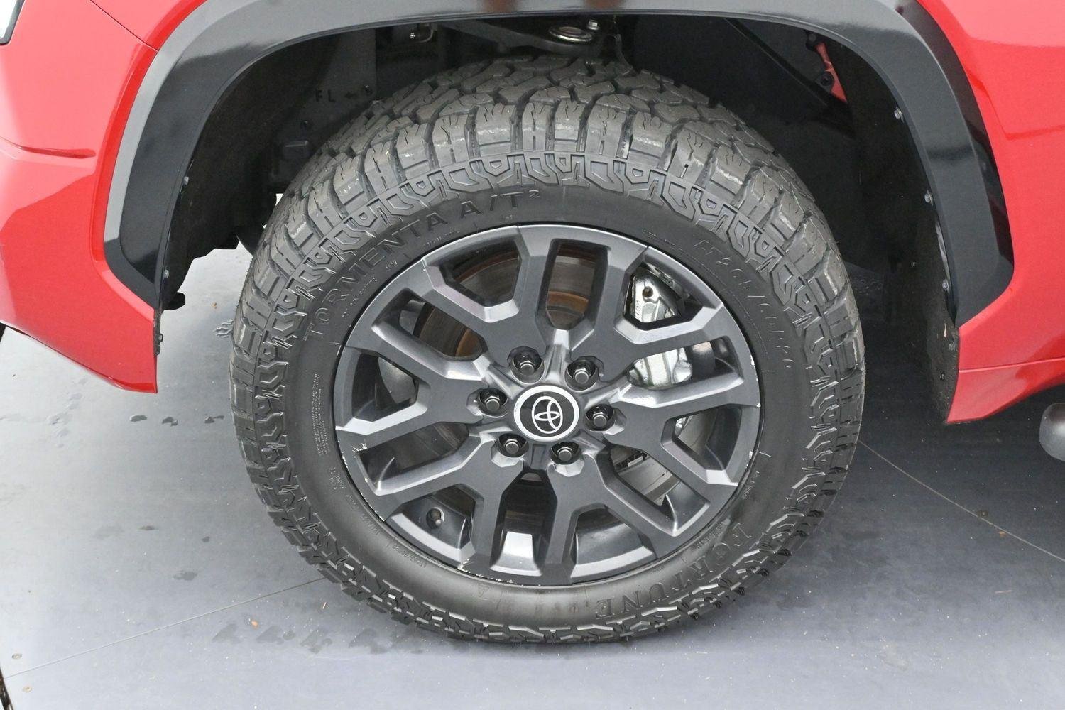 Used 2024  Toyota Platinum Hybrid image 34