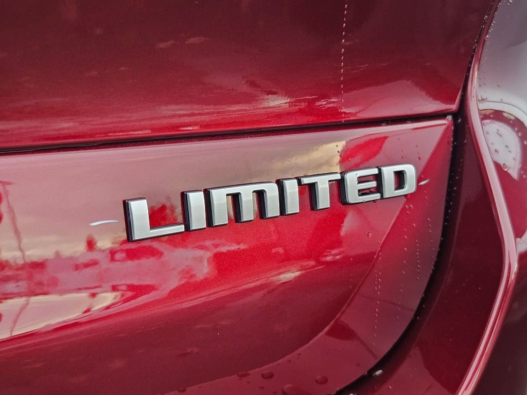 New 2025 Velvet Red Pearl-Coat Exterior Paint Jeep Limited image 33