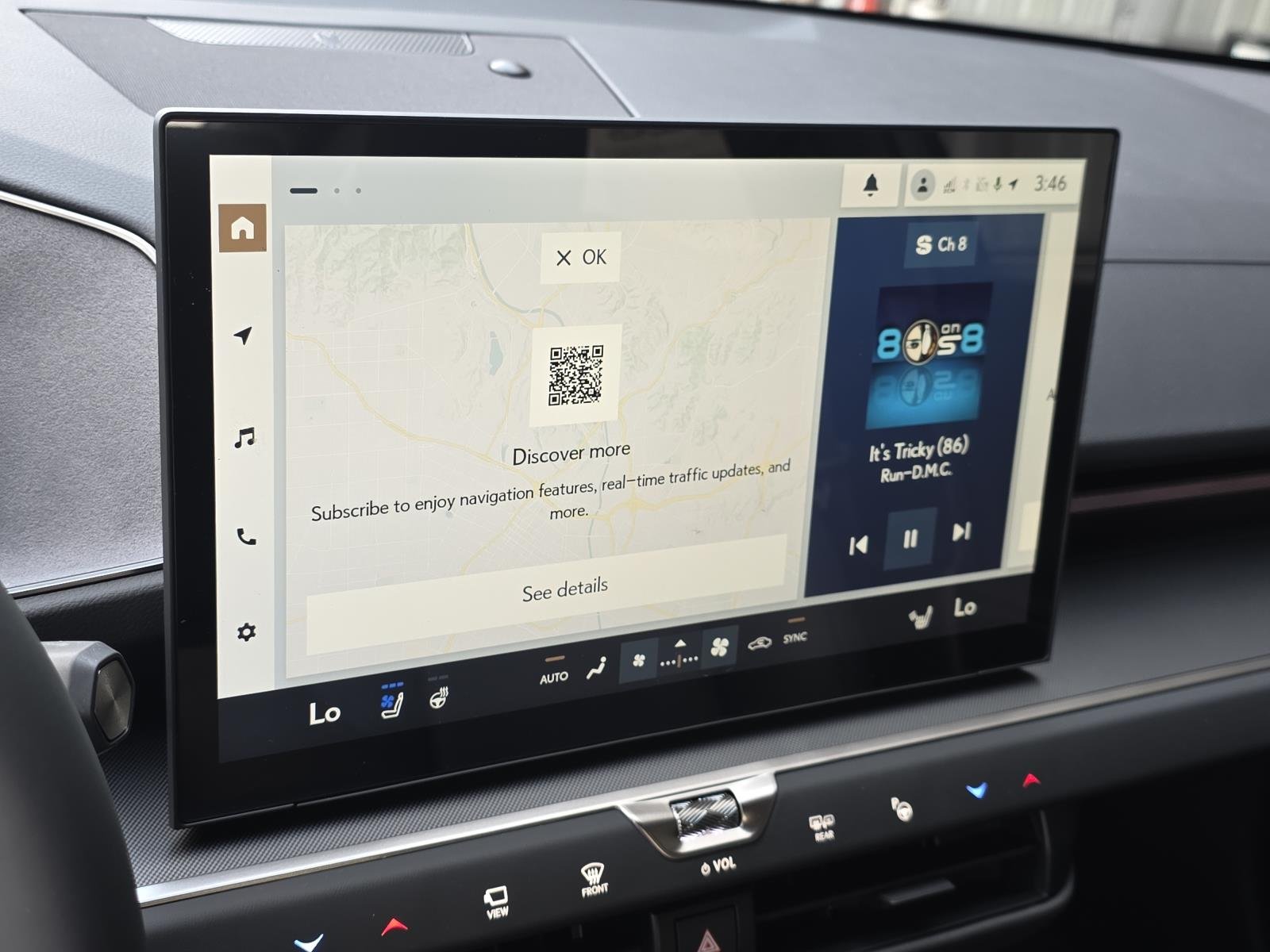 2026 Lexus ES Hybrid 350h Premium+ AWD - Photo 18