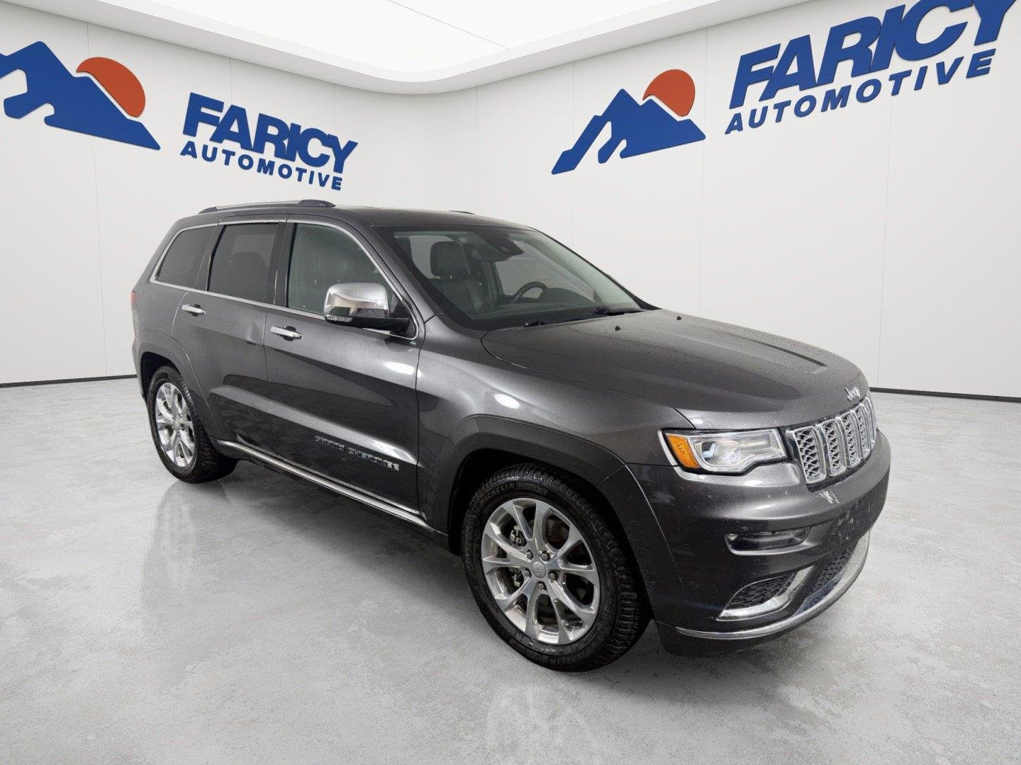 Used 2021 Granite Crystal Metallic Clearcoat Jeep Summit image 1