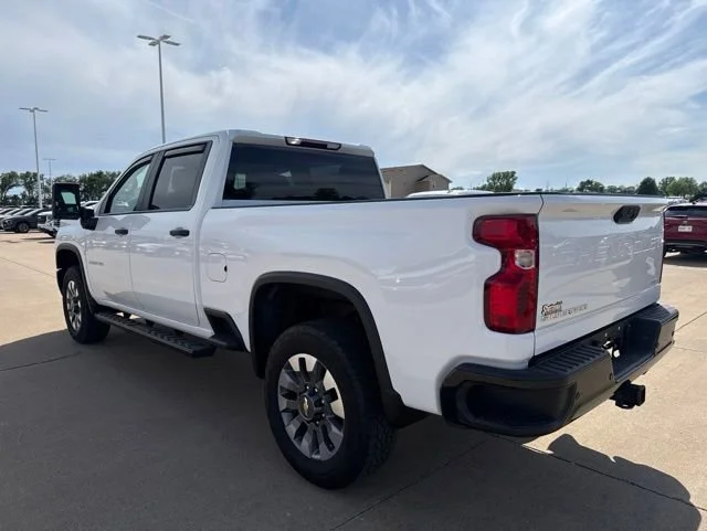 Used 2024 Summit White Chevrolet Custom image 6