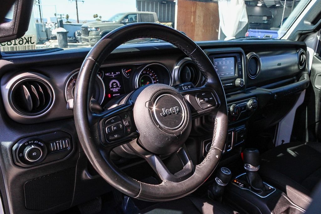 Used 2020 Bright White Clearcoat Jeep Sport S image 16