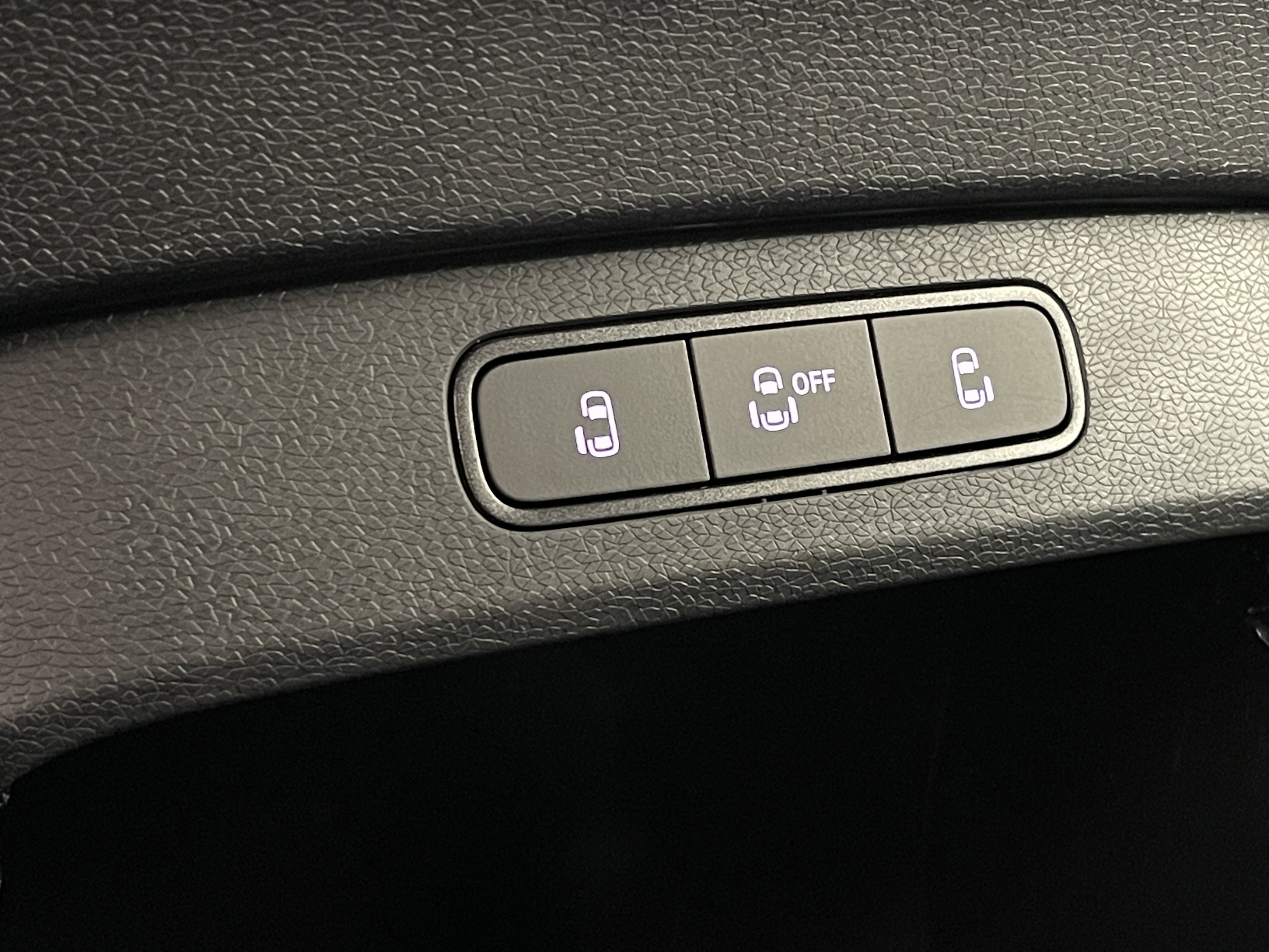 2025 Volkswagen ID. Buzz PRO S - Photo 31