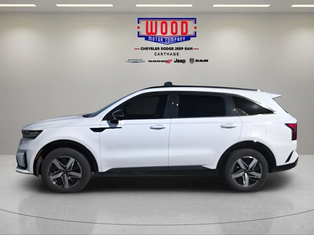 Used 2023 Glacial White Pearl Kia S image 11