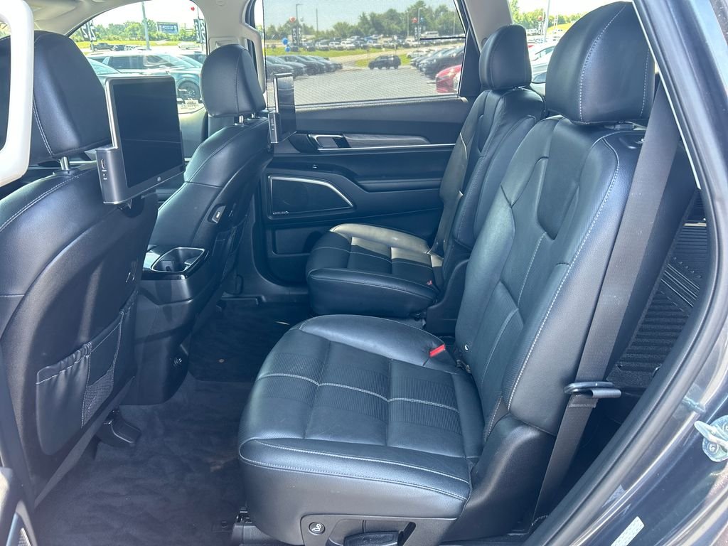 Used 2022 Gray Kia SX image 14
