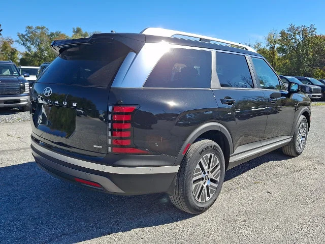 New 2027 Black Hyundai SEL Premium image 4