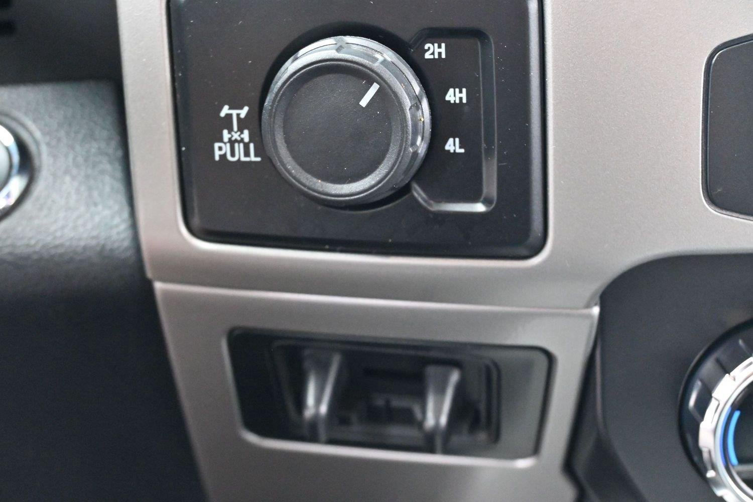 Used 2022 Agate Black Ford Lariat image 26