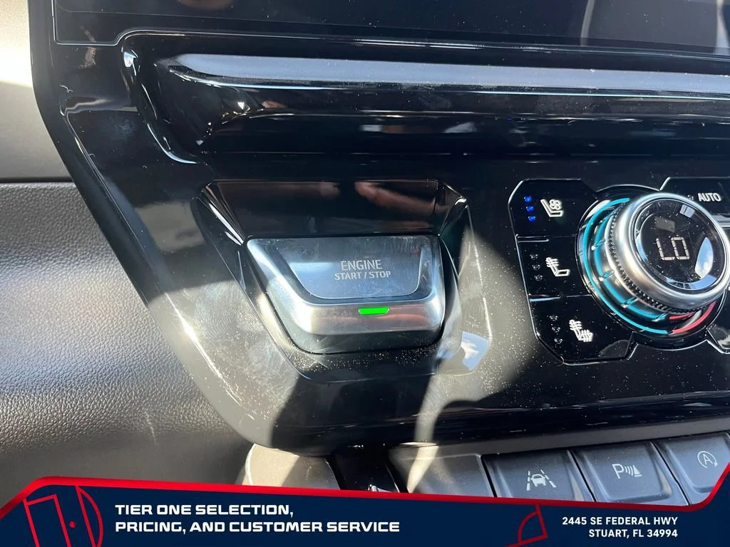 New 2026 Sterling Metallic GMC AT4X image 28
