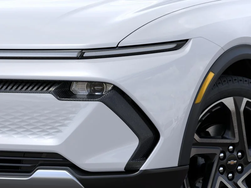 New 2026 Summit White Chevrolet LT2 w/PDE image 11