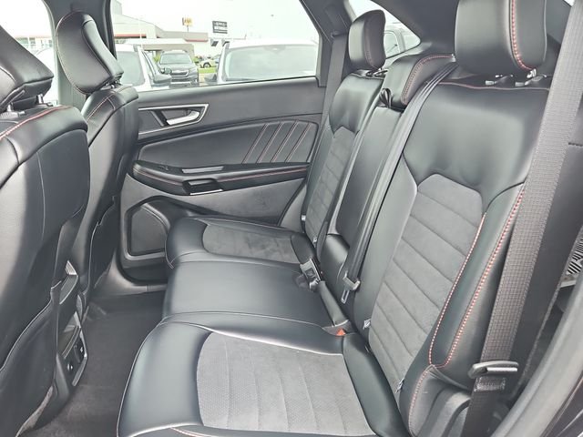 Certified Used 2024 Agate Black Metallic Ford ST Line image 28