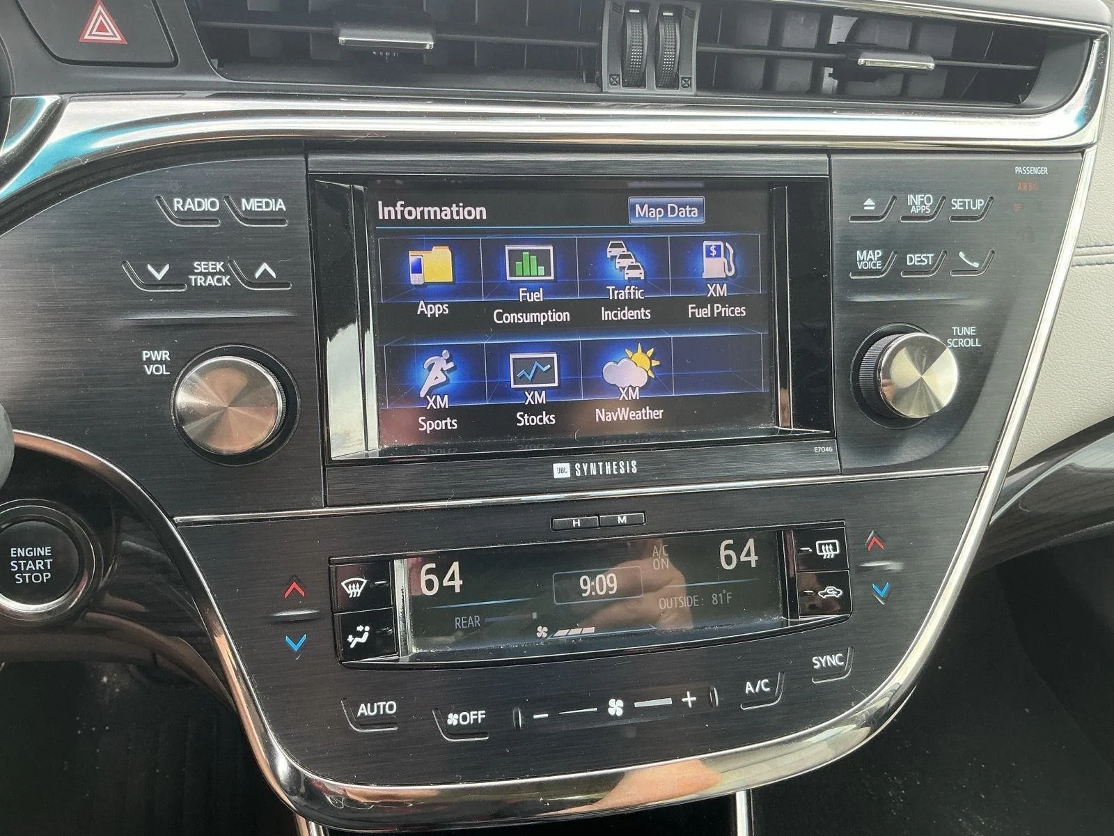 Used 2013 Classic Silver Metallic Toyota Limited image 19
