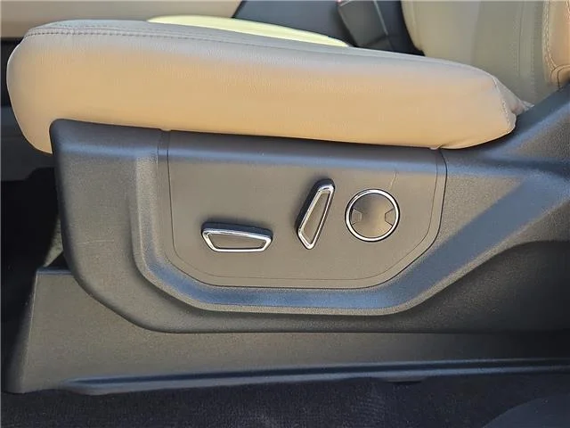 Used 2023 Gray Ford Limited 4x4 image 13