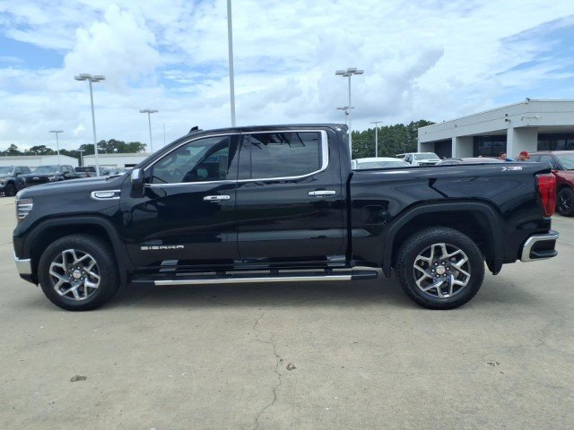 Used 2026 Onyx Black GMC SLT image 7