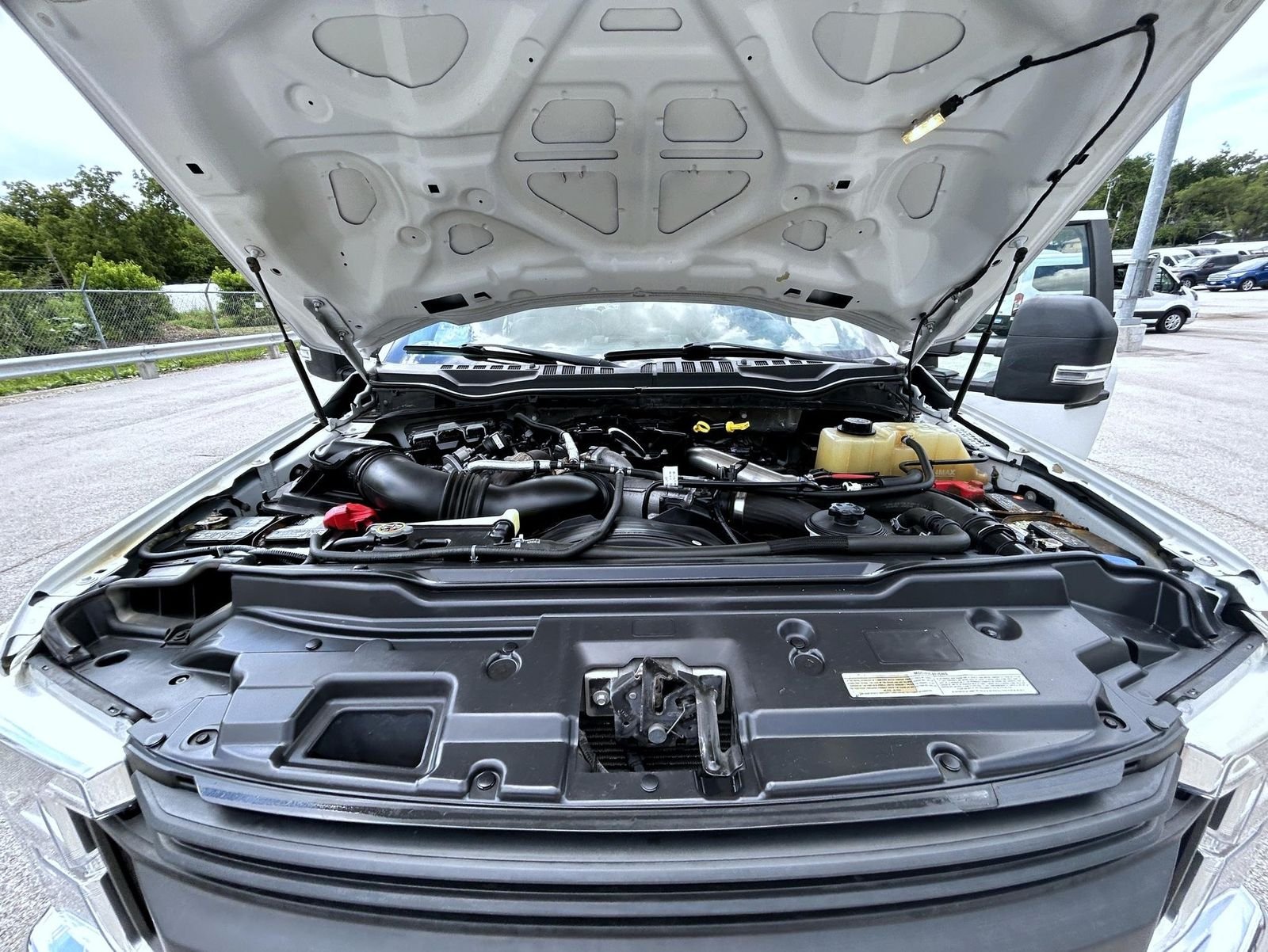 Used 2019 White Ford XL image 24