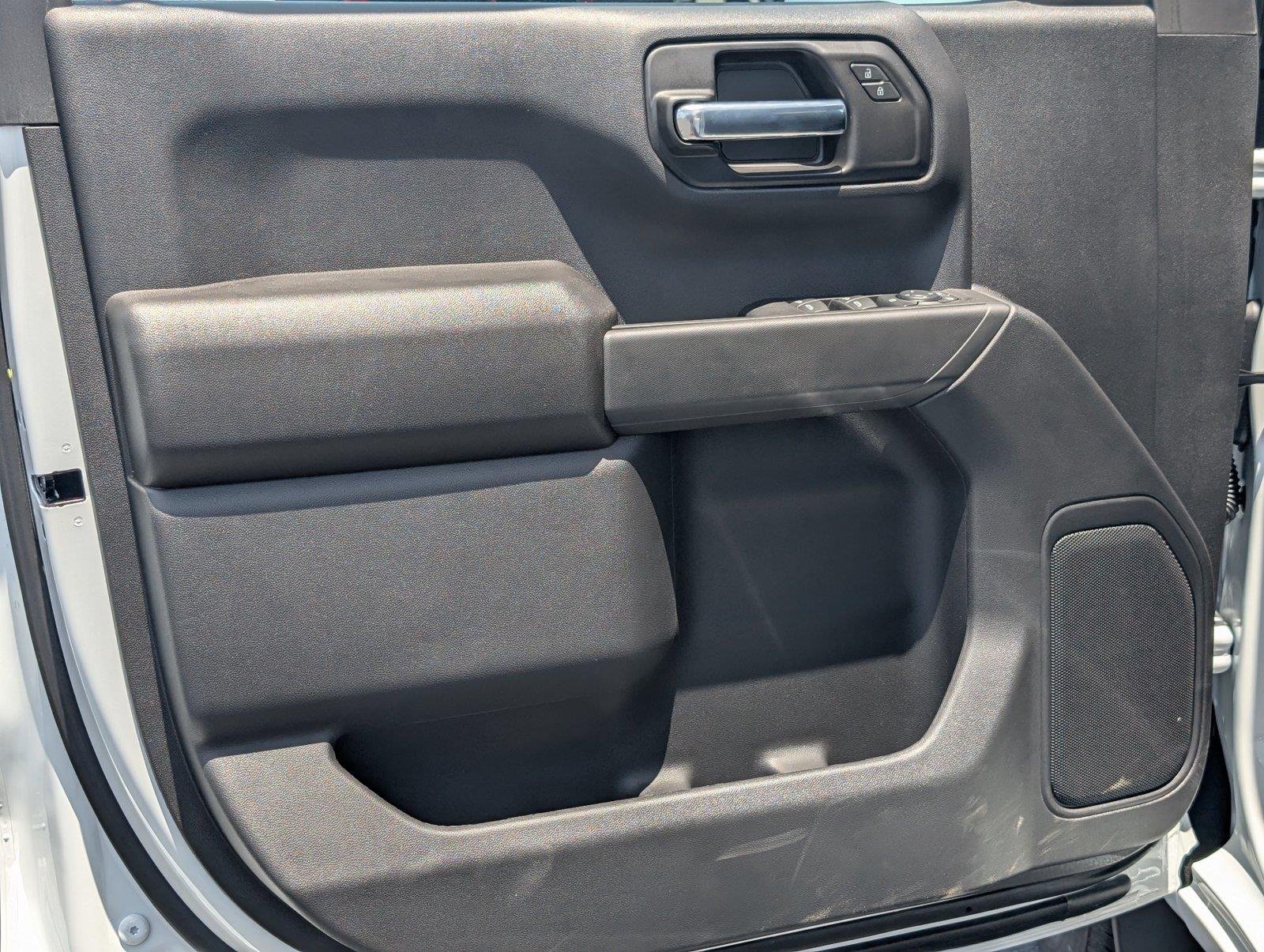 2026 Chevrolet Silverado 1500 Custom - Photo 13
