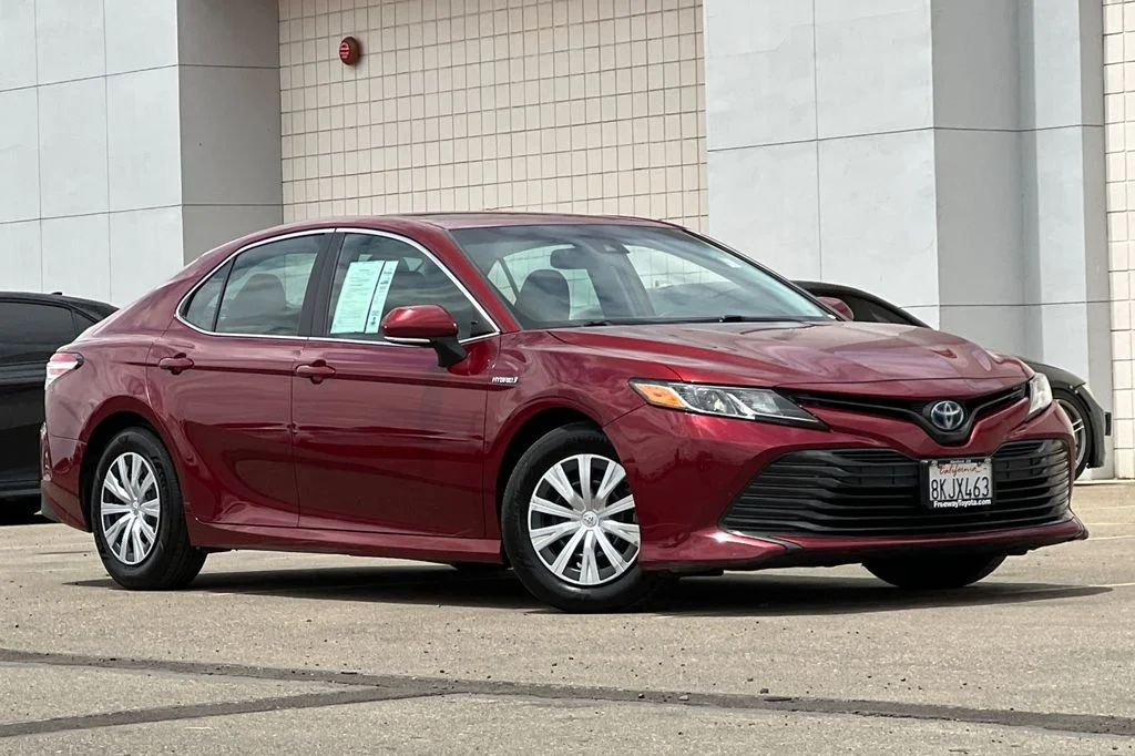 Used 2019 Toyota Camry LE with VIN 4T1B31HK3KU008225 for sale in Hanford, CA