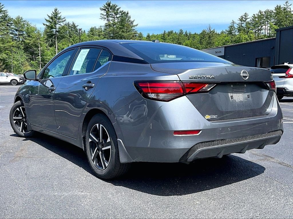 Used 2024 Gray Nissan SV image 6