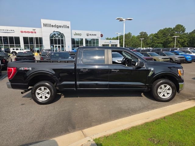 Used 2021 Black Ford XLT image 13
